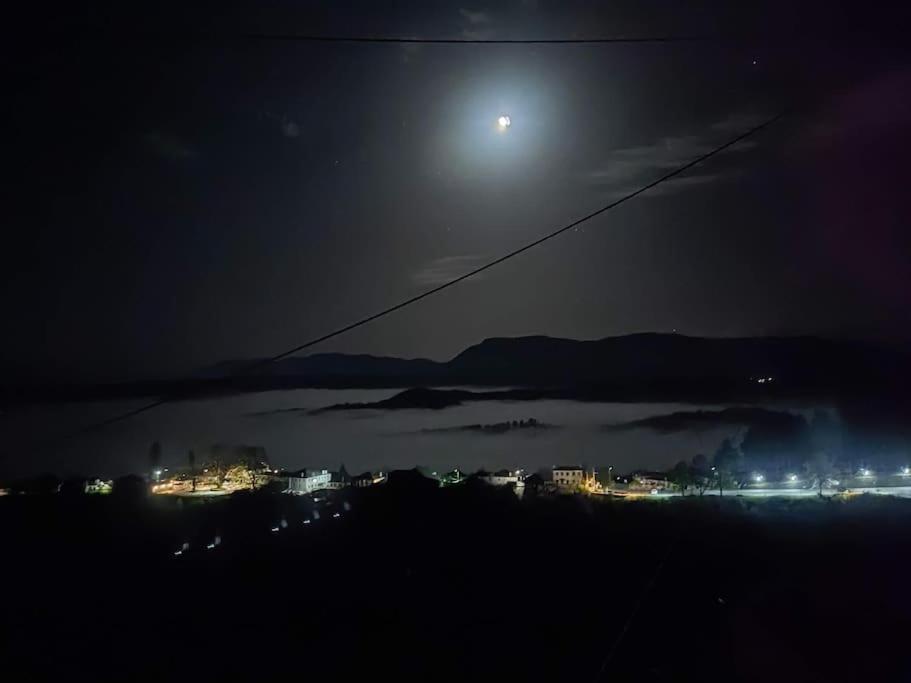 Βίτσα Πετρόκτιστο Αρχοντικό "Ιόλη" Με Θέα Ζαγόριヴィラ エクステリア 写真
